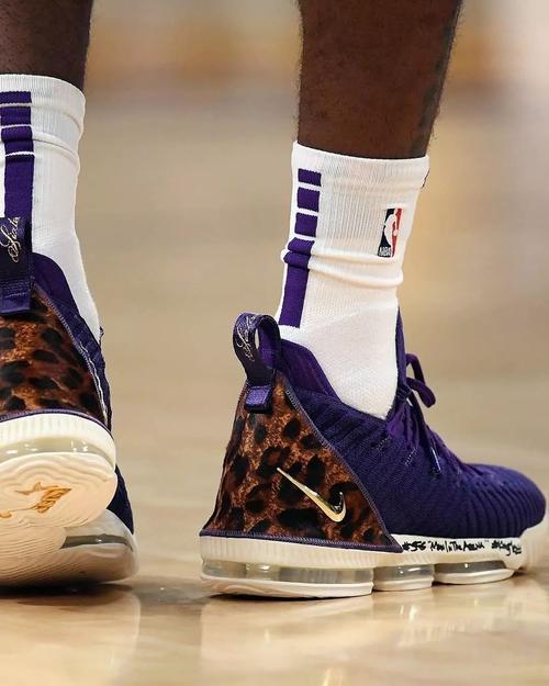 塔图姆赛事官方发布战术调整新规，SKT争议不断！的简单介绍-九游博彩网站