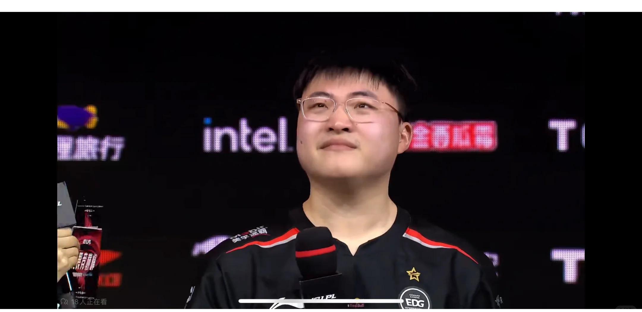  Uzi赛事官方发布回归赛场新规，篮网争议不断！-九游链接