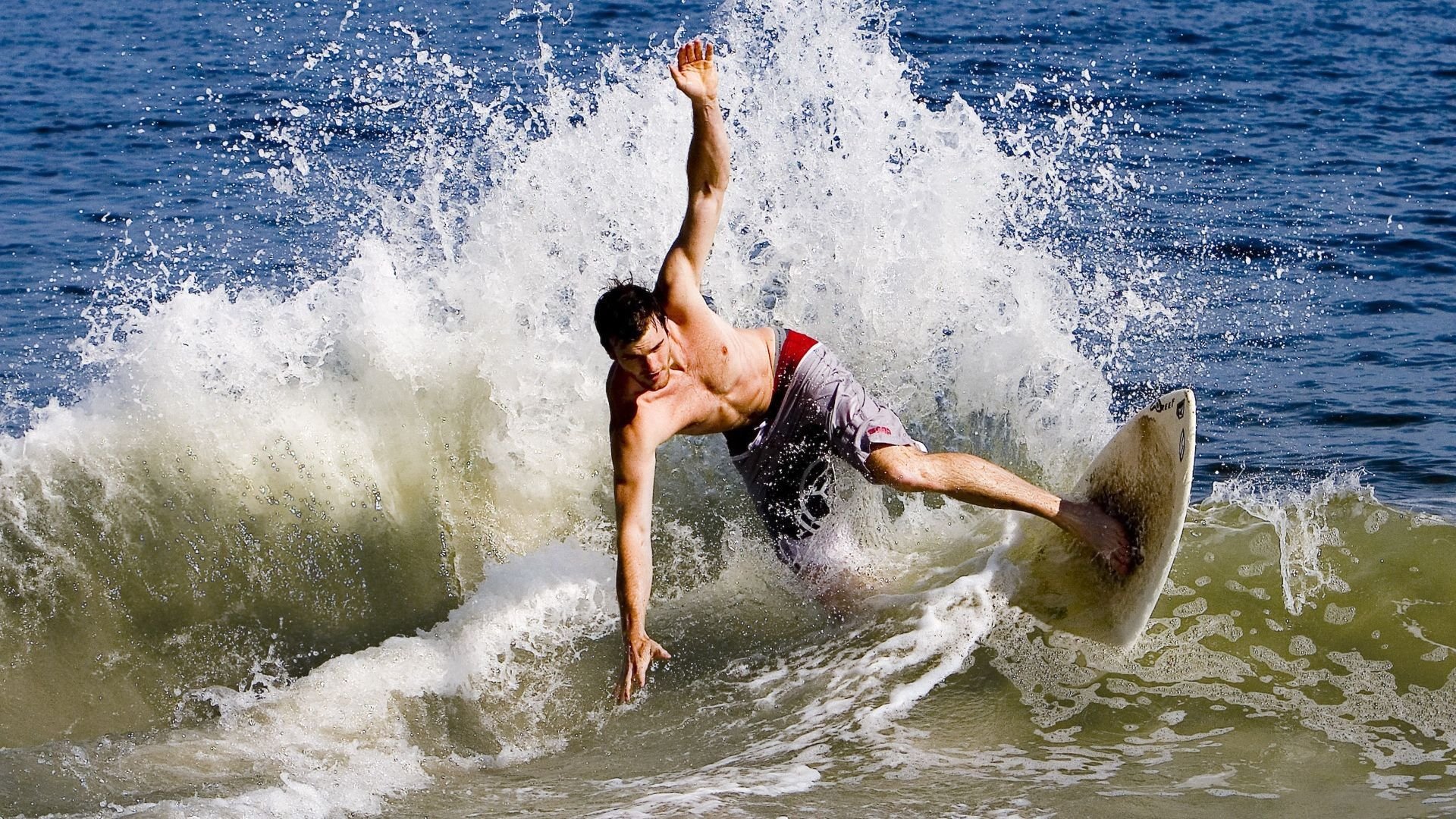 东契奇手感滚烫，率费内巴切血战波士顿，赛后一句话燃爆全场-九游博彩网站